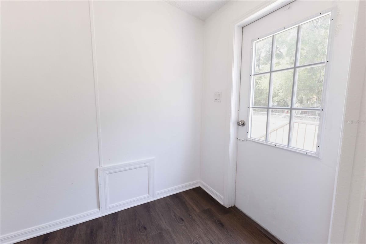 4872 EVANS STREET — photo 21 of 25