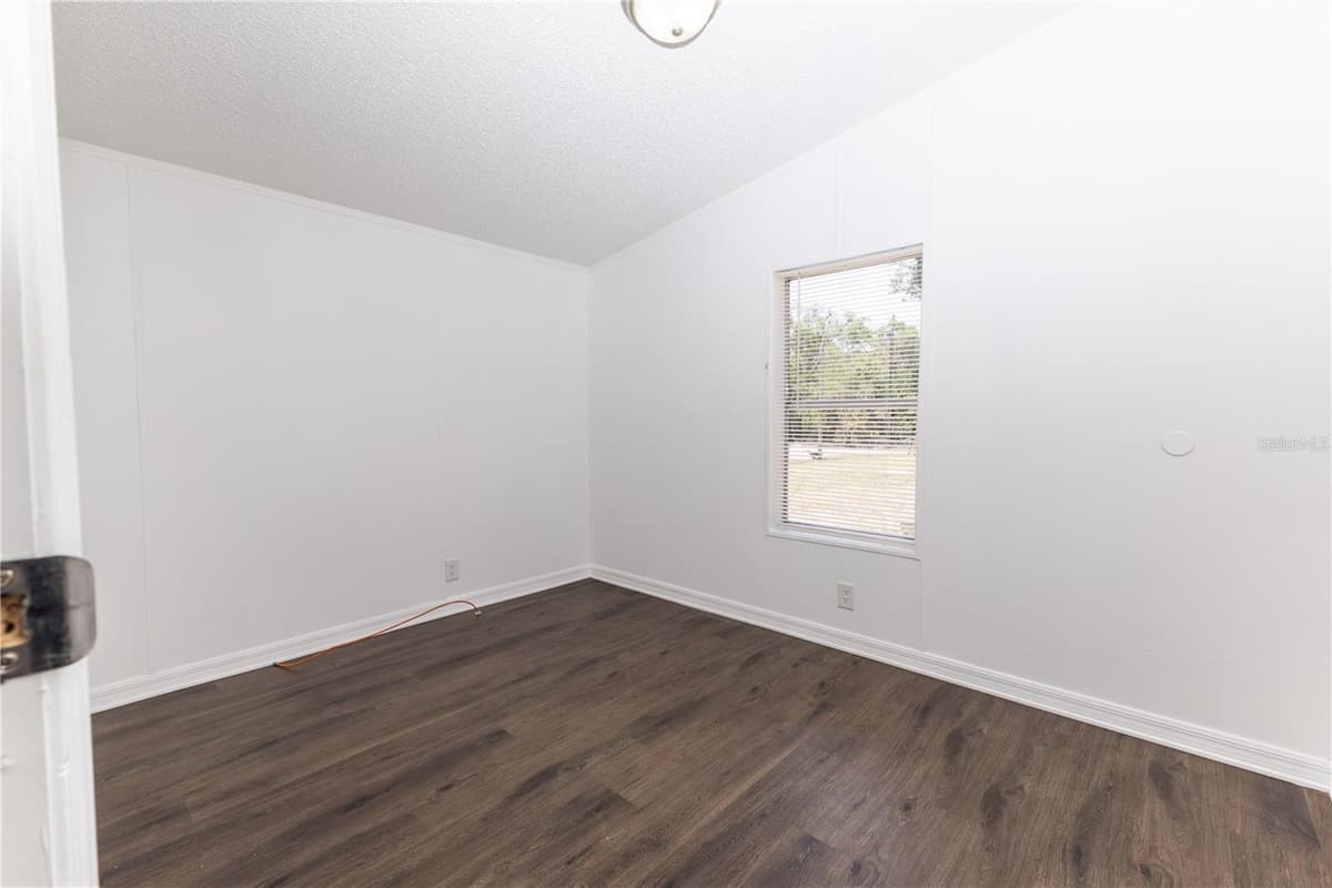 4872 EVANS STREET — photo 14 of 25