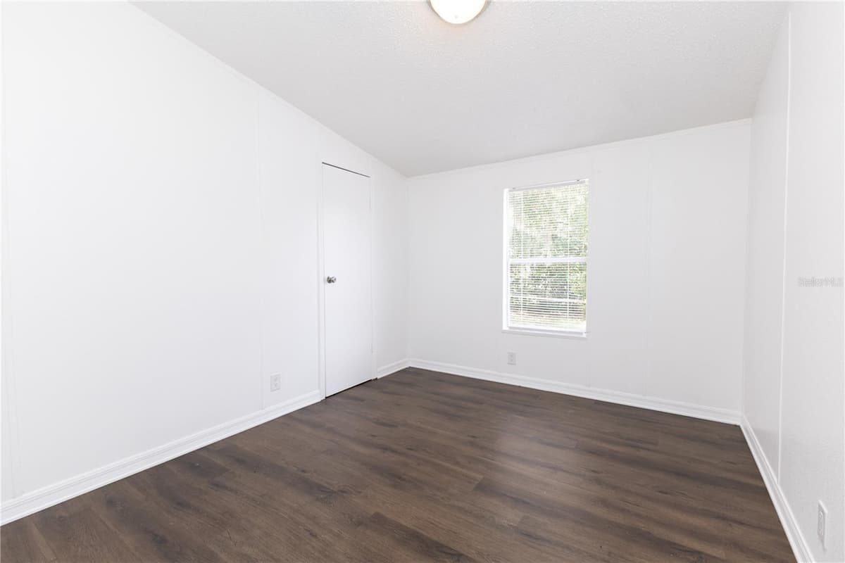 4872 EVANS STREET — photo 13 of 25