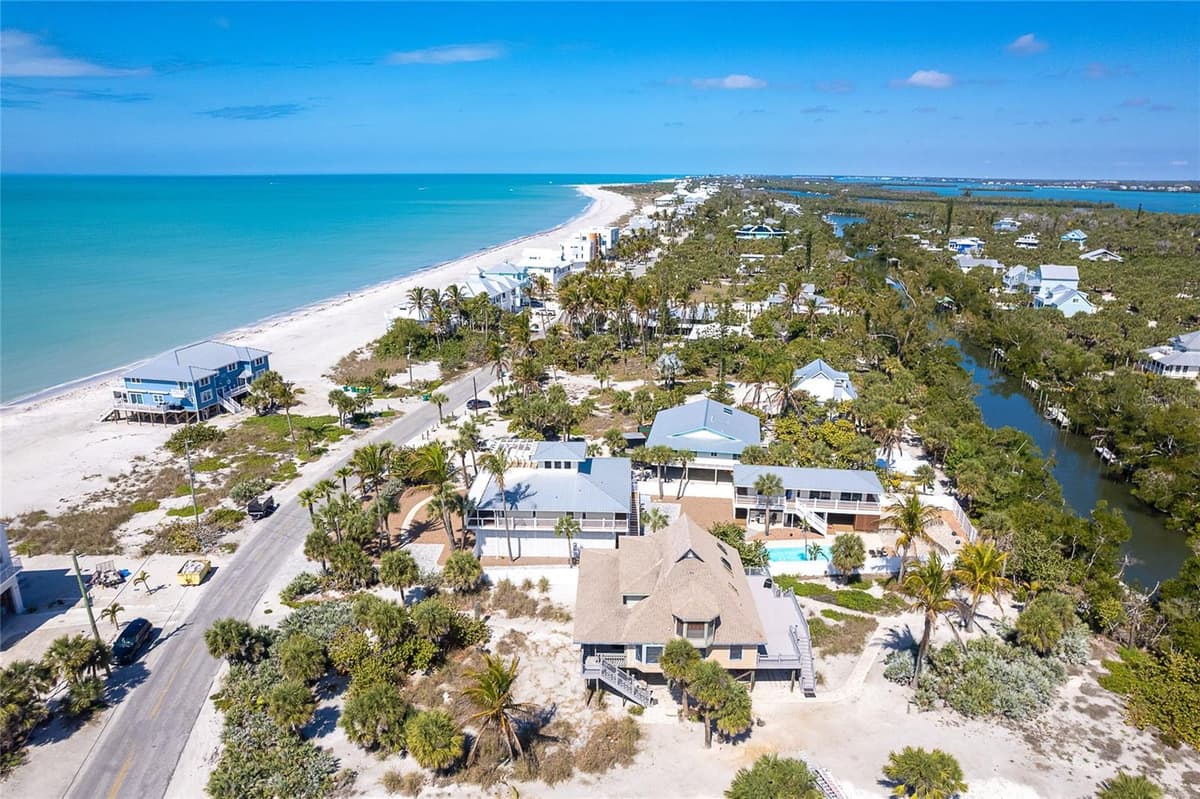 230 GULF BOULEVARD — photo 77 of 90