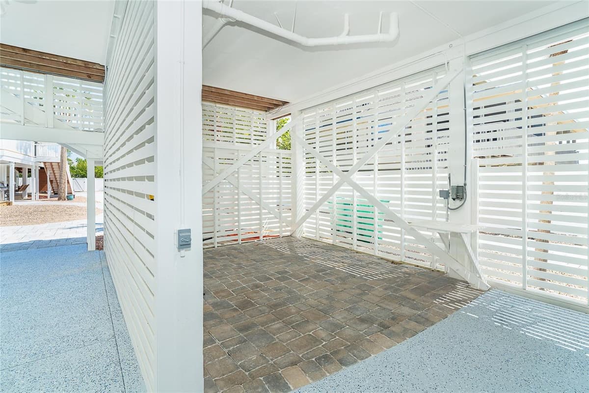 230 GULF BOULEVARD — photo 11 of 90