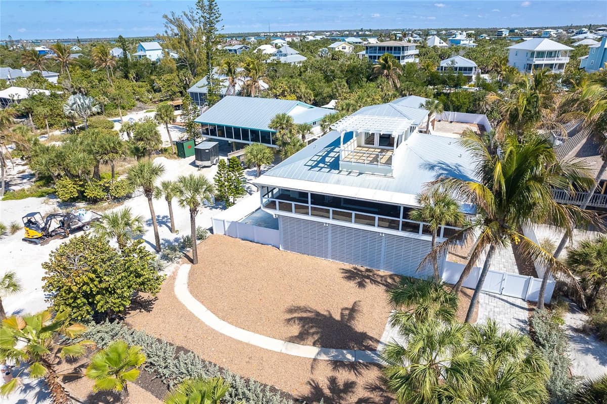 230 GULF BOULEVARD — photo 70 of 90