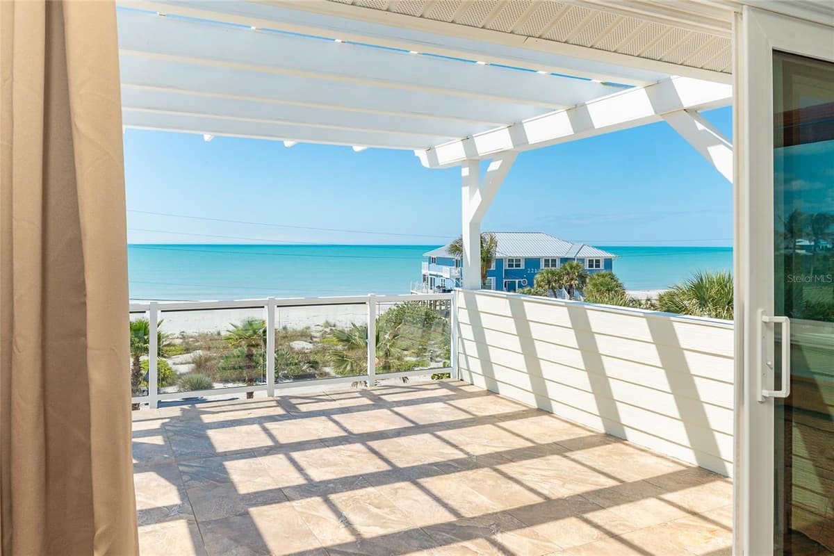 230 GULF BOULEVARD — photo 45 of 90