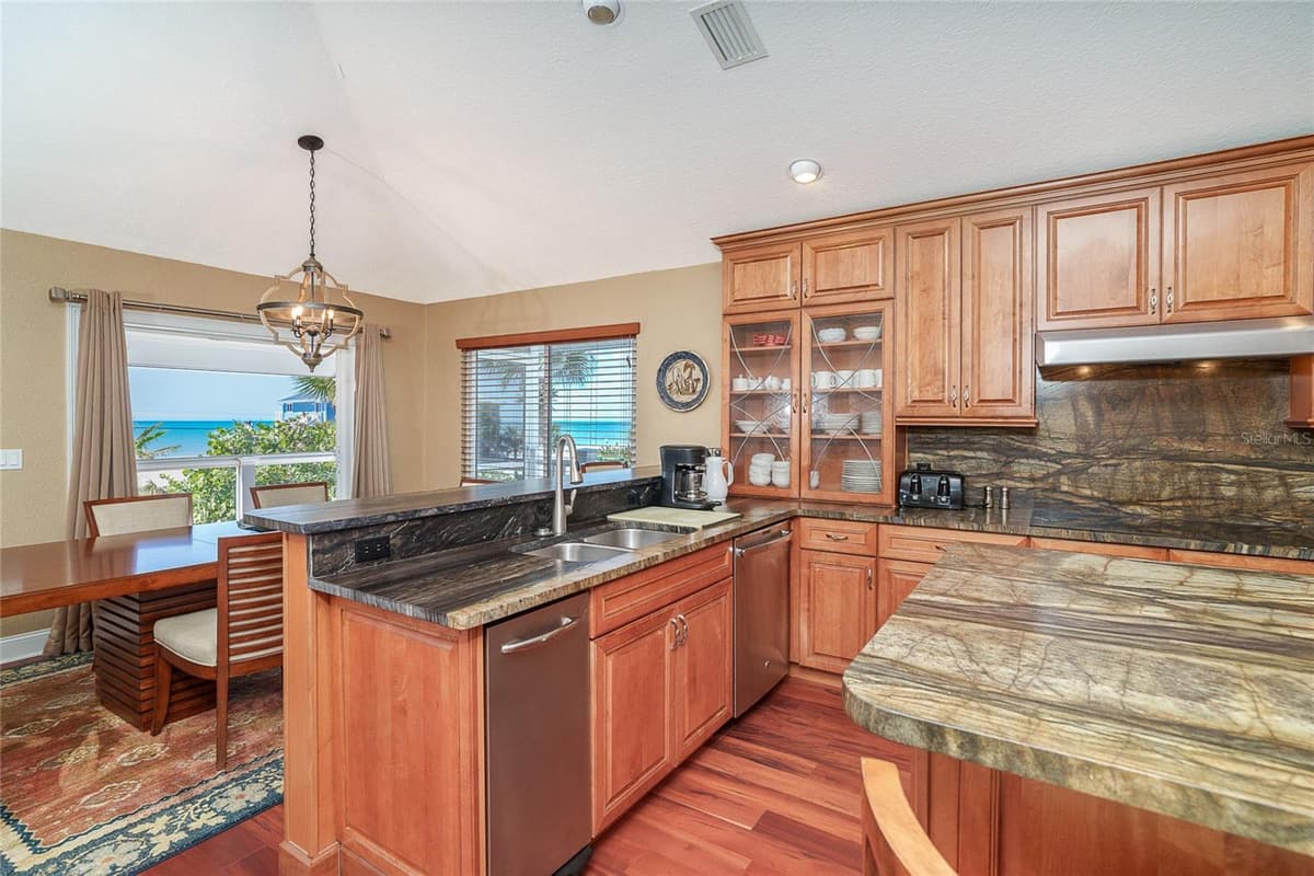 230 GULF BOULEVARD — photo 24 of 90