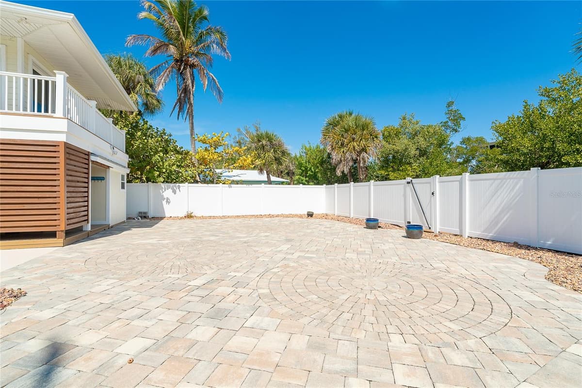 230 GULF BOULEVARD — photo 52 of 90