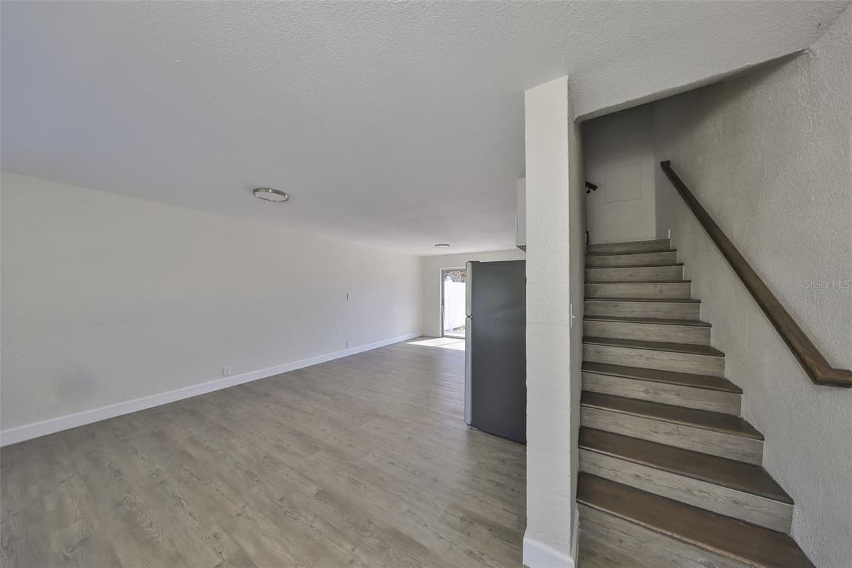 11916 133RD AVENUE — photo 11 of 15