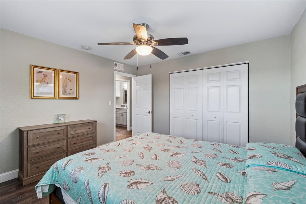 9901 BAY DRIVE — photo 25 of 67