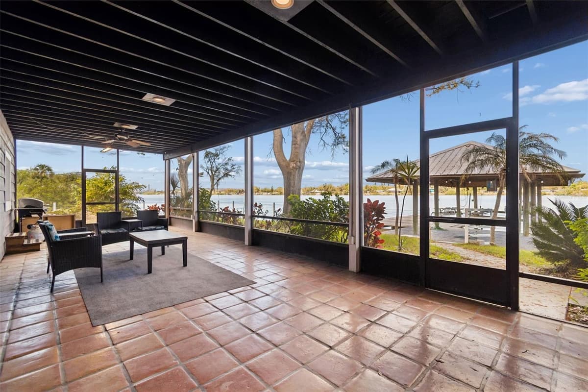 9901 BAY DRIVE — photo 57 of 67