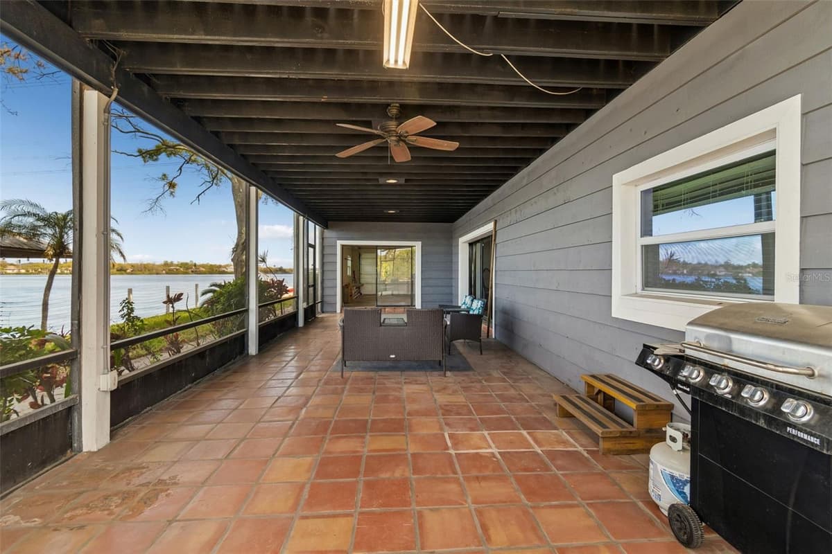9901 BAY DRIVE — photo 56 of 67