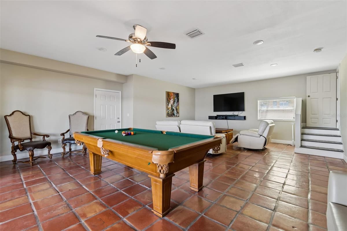 9901 BAY DRIVE — photo 44 of 67