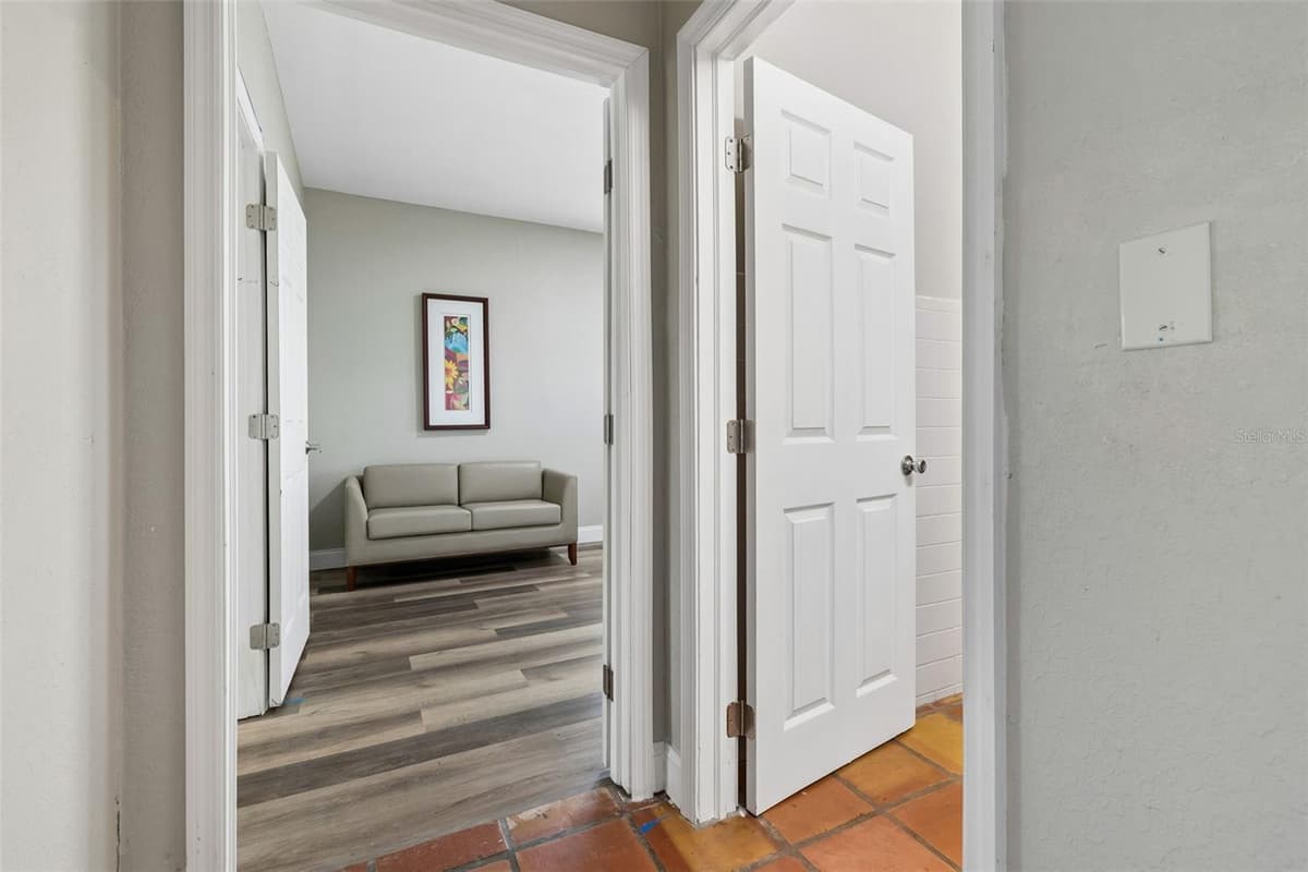 9901 BAY DRIVE — photo 35 of 67