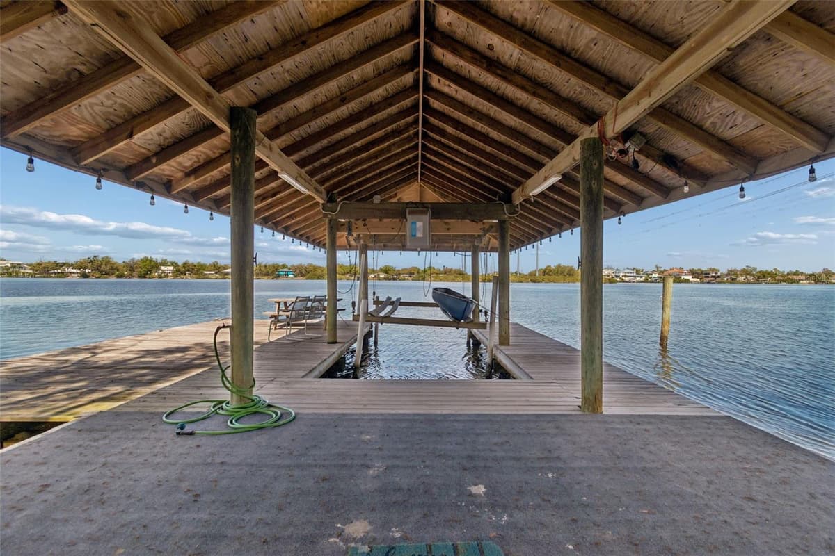 9901 BAY DRIVE — photo 48 of 67