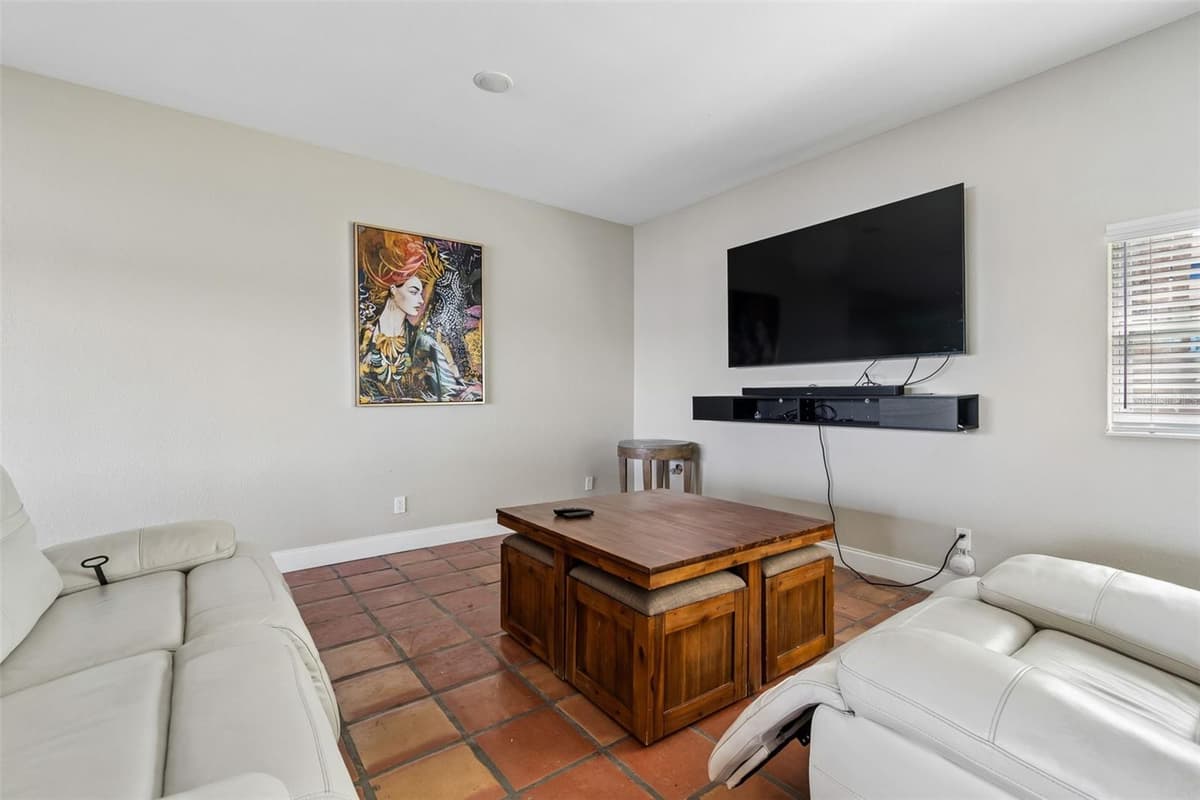 9901 BAY DRIVE — photo 41 of 67