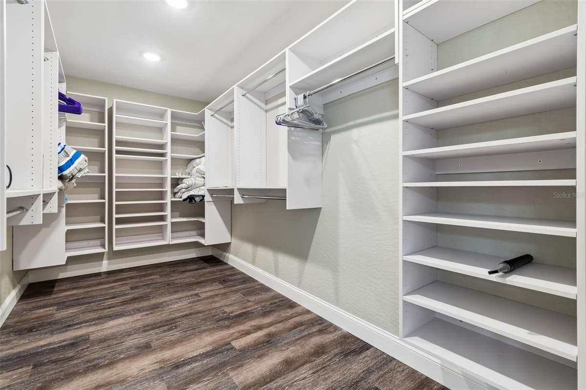 9901 BAY DRIVE — photo 20 of 67