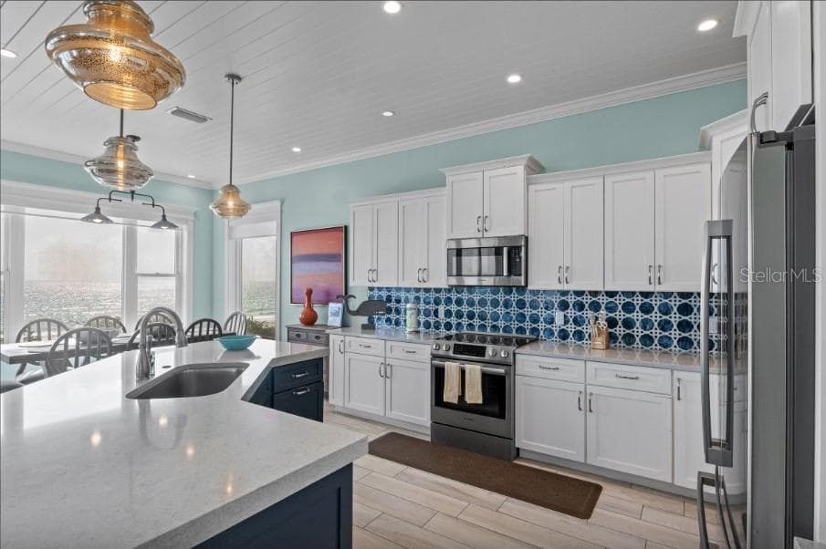 903 GULF DRIVE — photo 11 of 51