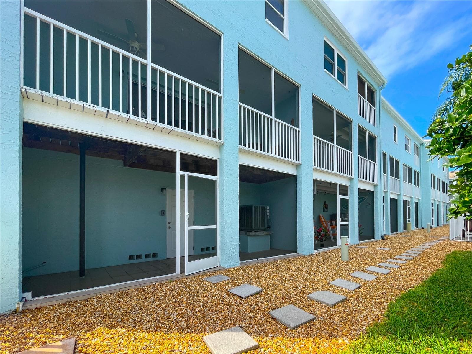 1101 PINELLAS BAYWAY — photo 44 of 61