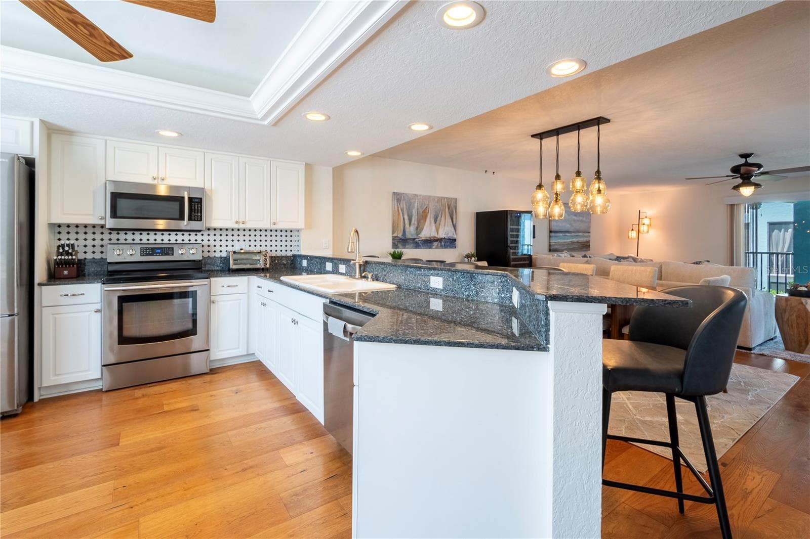 1101 PINELLAS BAYWAY — photo 14 of 61