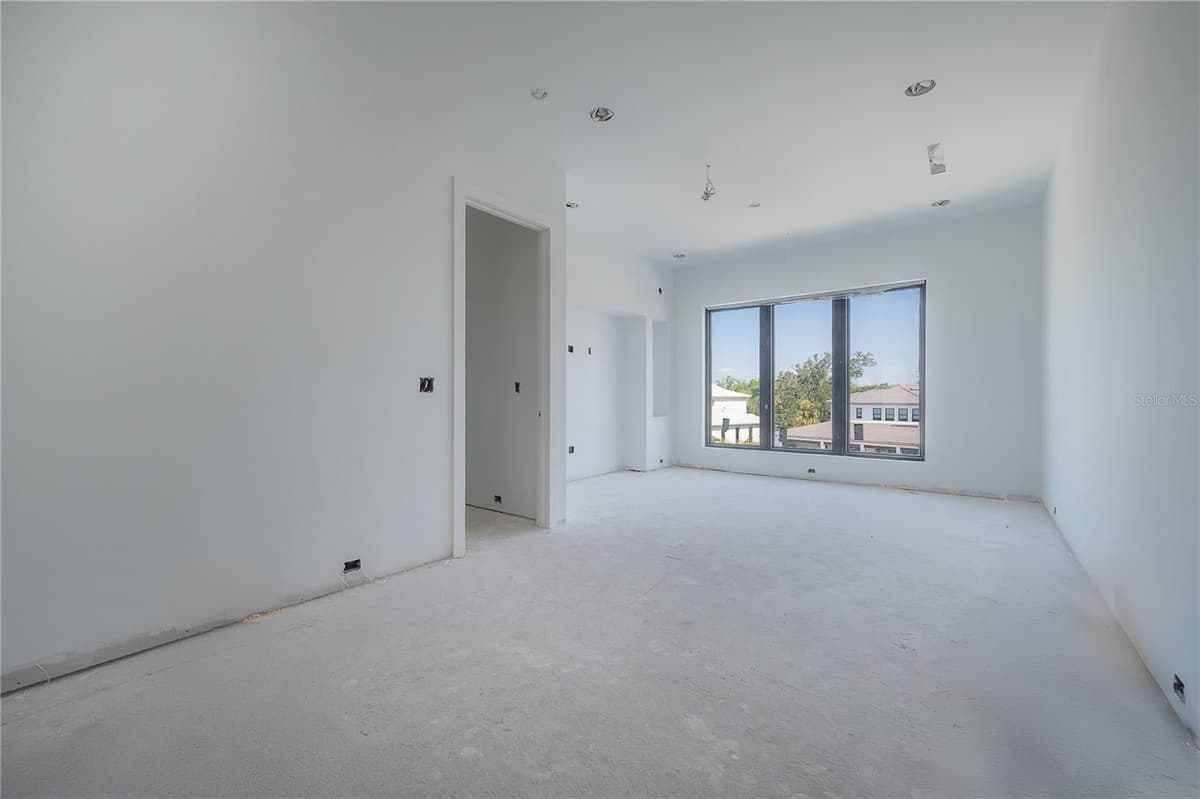 654 GENEVA PLACE — photo 20 of 55