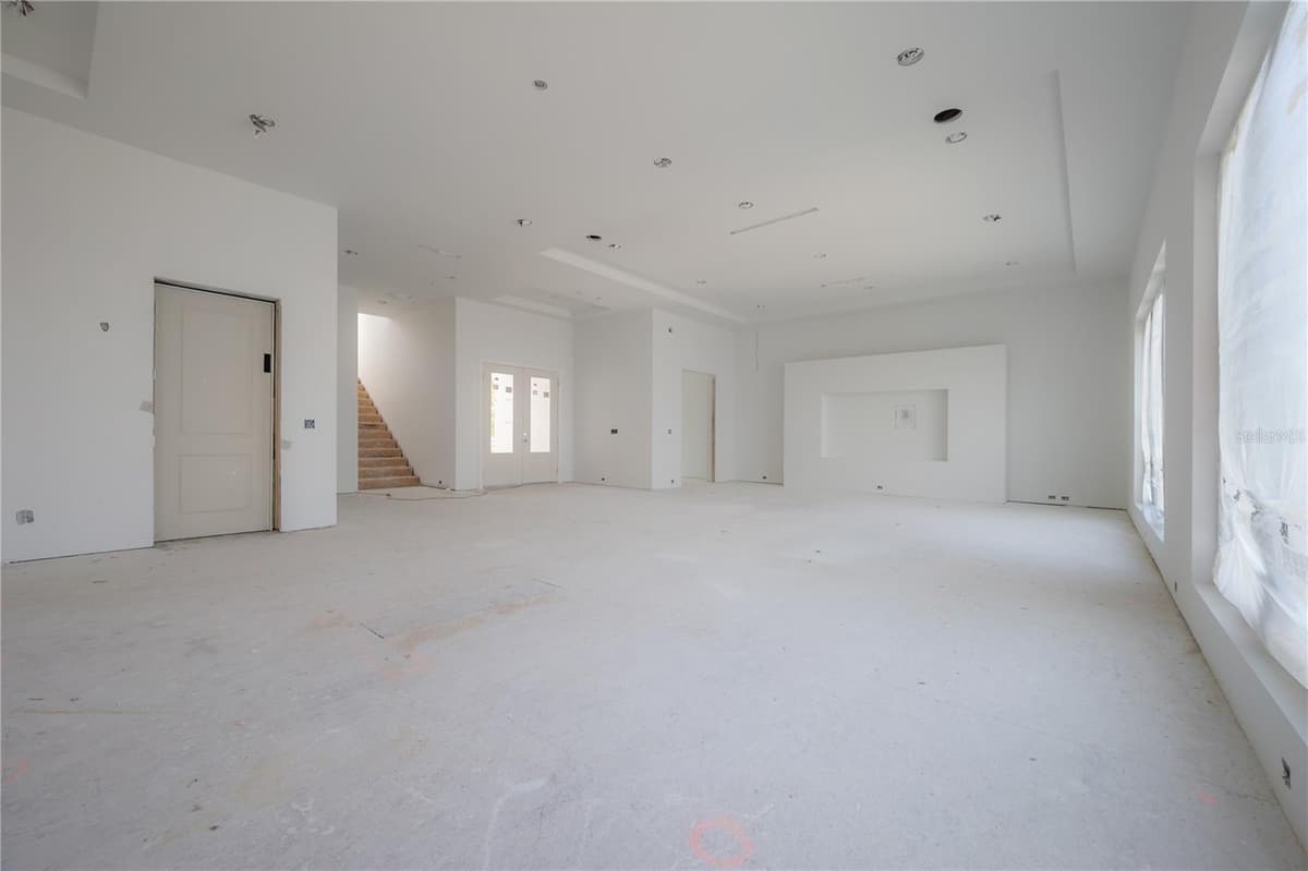 654 GENEVA PLACE — photo 11 of 55