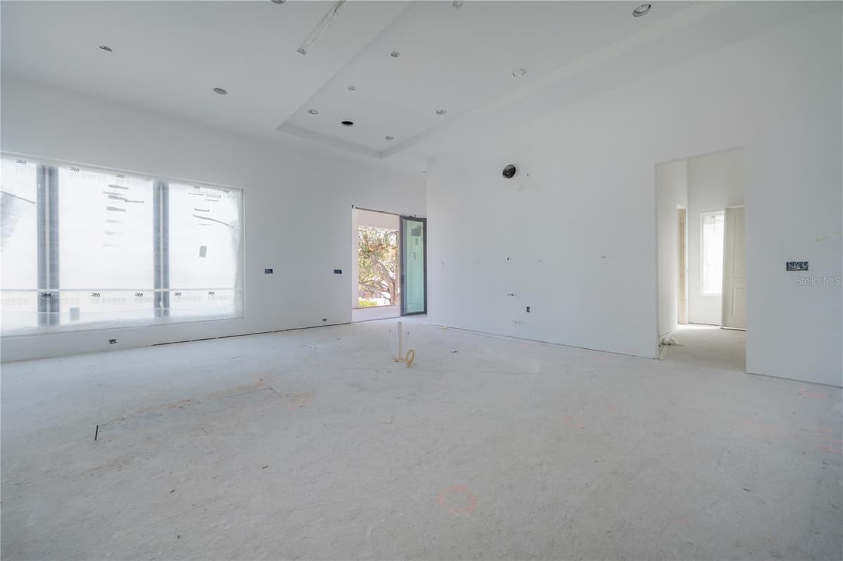 654 GENEVA PLACE — photo 17 of 55