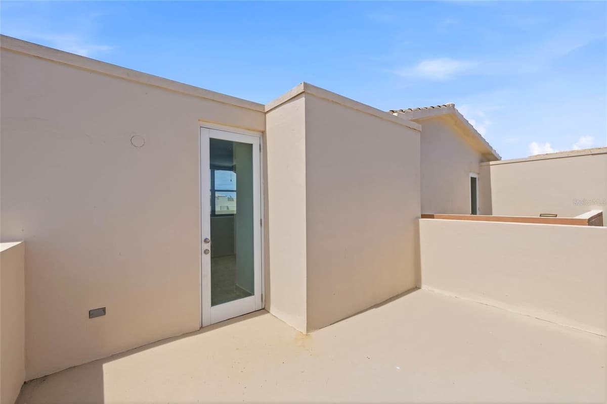 Haudimar Beach Apartments PH — photo 22 of 29