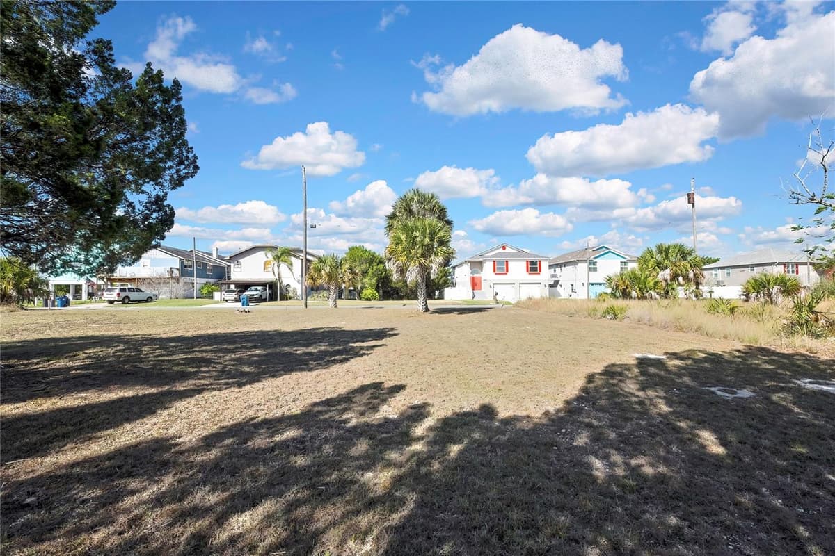 3202 ROSE ARBOR DRIVE — photo 12 of 57