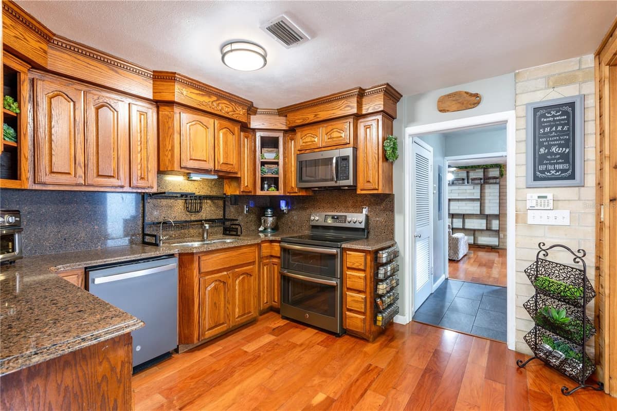 12182 STATE ROAD 45 — photo 12 of 53