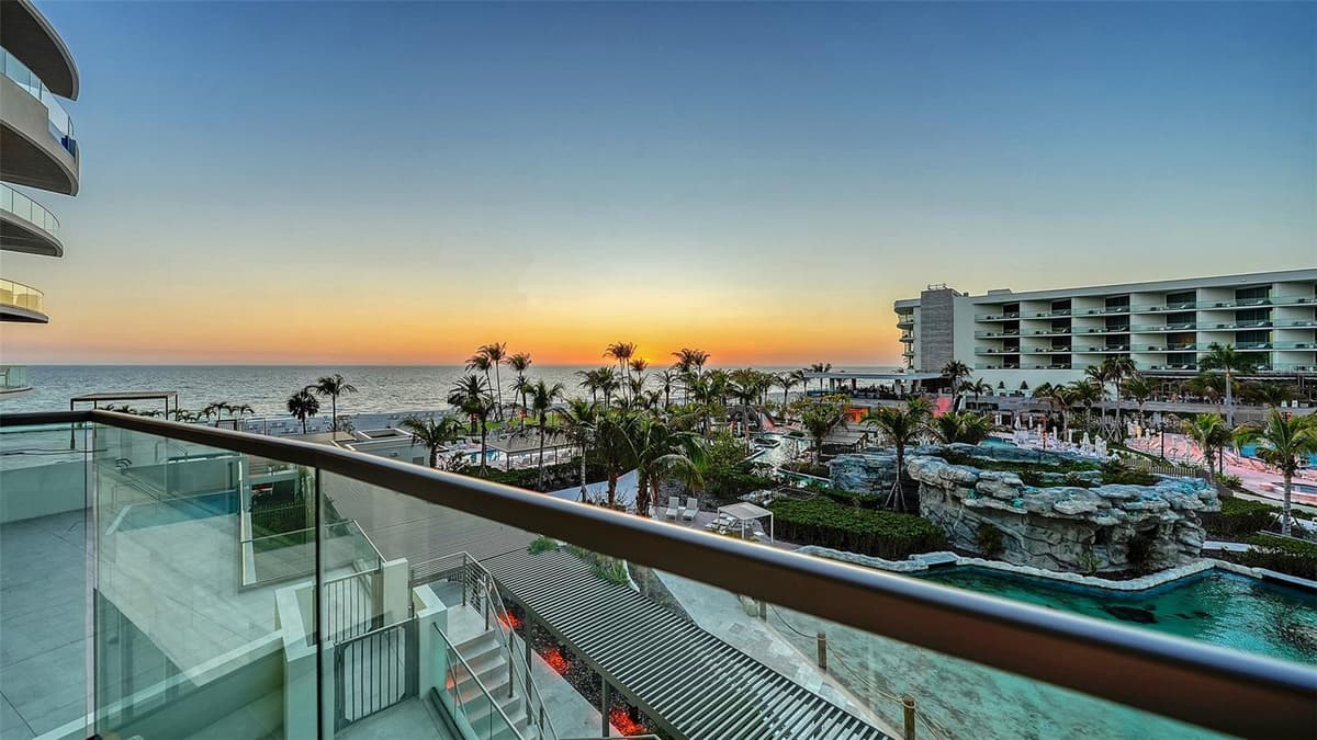1561 GULF OF MEXICO DRIVE — photo 55 of 69