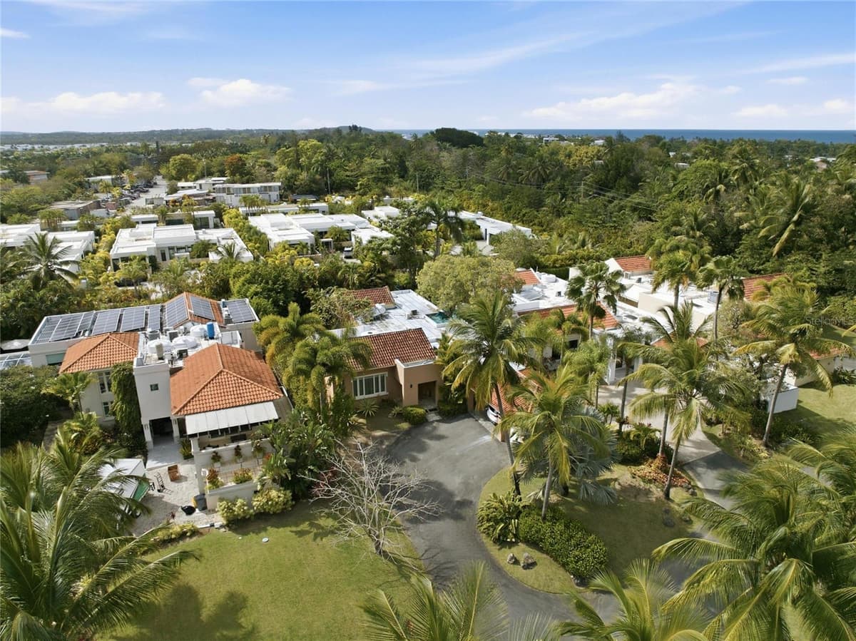 182 DORADO BEACH EAST — photo 23 of 26