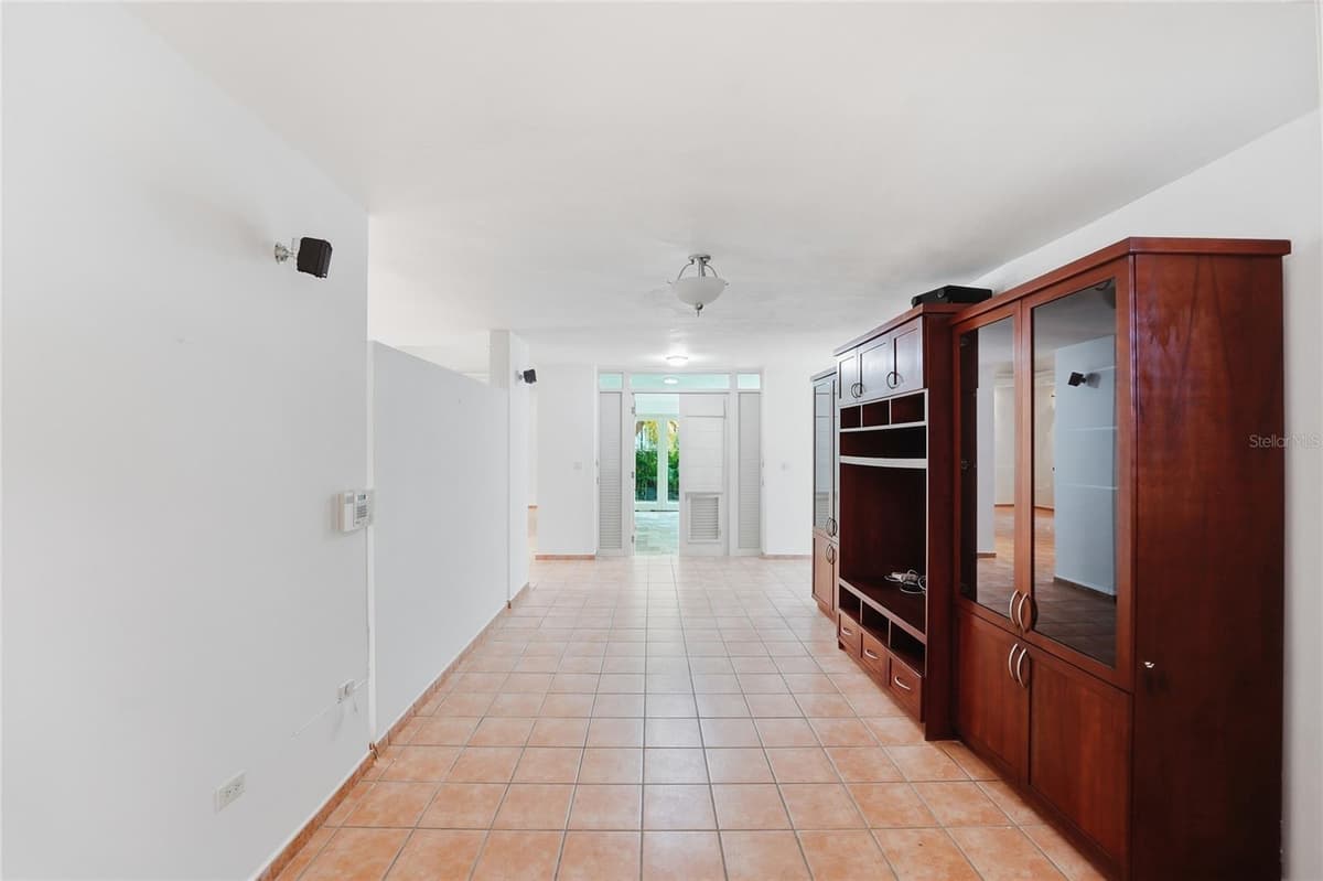 182 DORADO BEACH EAST — photo 7 of 26