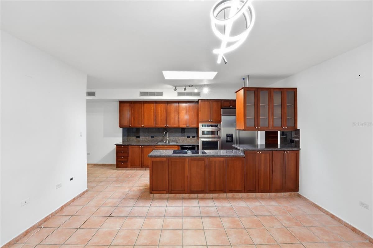 182 DORADO BEACH EAST — photo 4 of 26