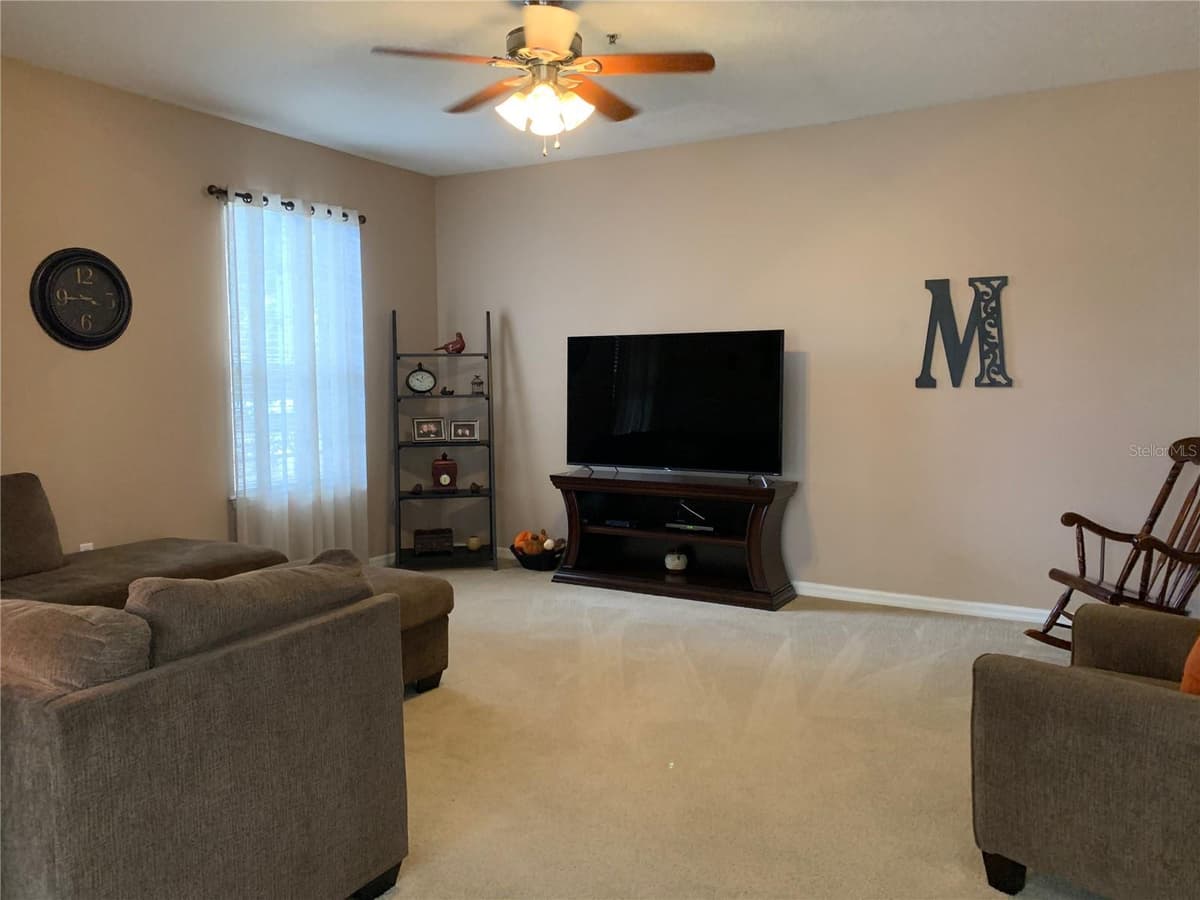 7117 HARMONY SQUARE DRIVE — photo 8 of 35