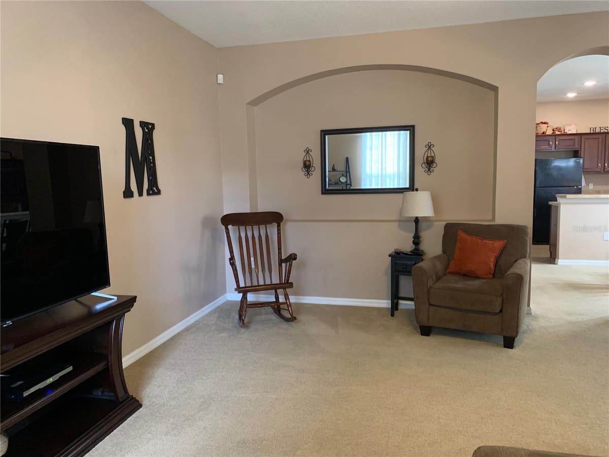 7117 HARMONY SQUARE DRIVE — photo 9 of 35