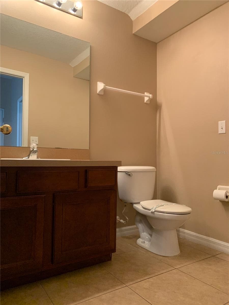 7117 HARMONY SQUARE DRIVE — photo 19 of 35