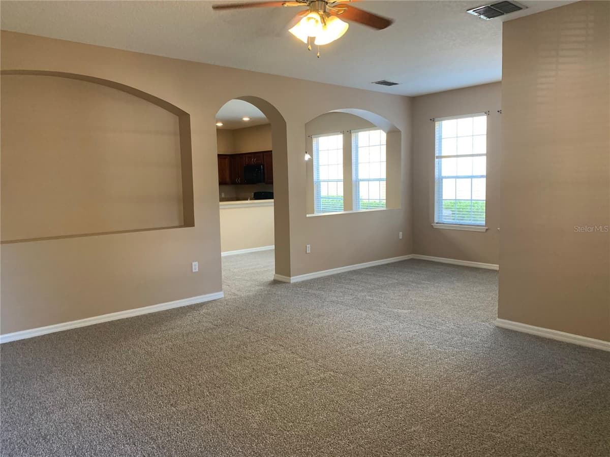 7117 HARMONY SQUARE DRIVE — photo 5 of 35