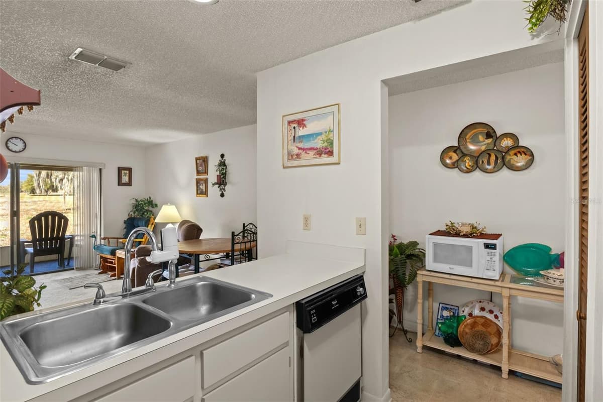 6138 TOPHER TRAIL — photo 5 of 24