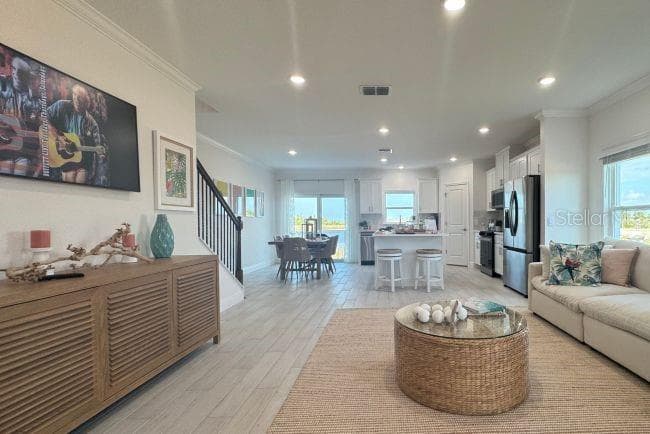 10721 FOUNTAIN PALM CIRCLE — photo 8 of 29