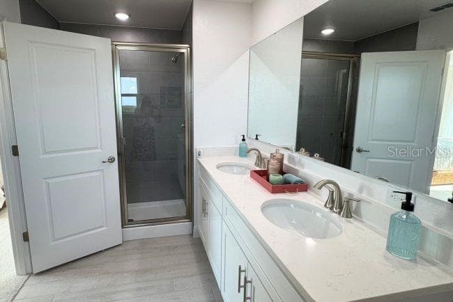 10721 FOUNTAIN PALM CIRCLE — photo 15 of 29