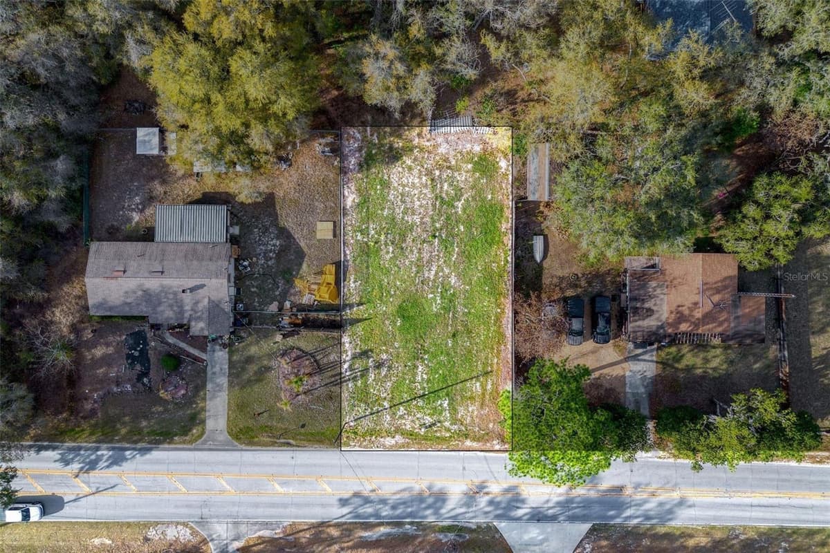 LAKE GRIFFIN ROAD — photo 1 of 14