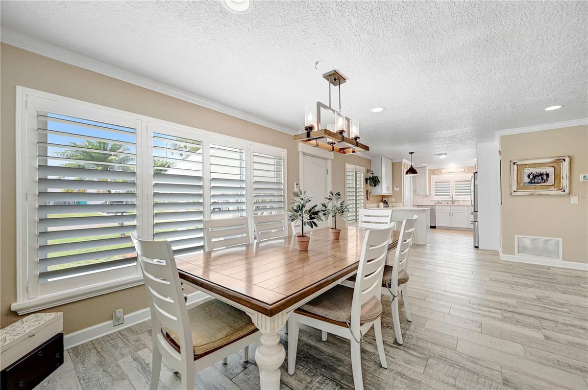 231 OCEAN BOULEVARD — photo 43 of 83
