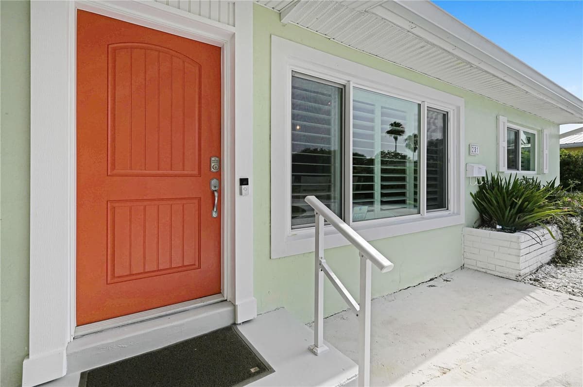 231 OCEAN BOULEVARD — photo 35 of 83