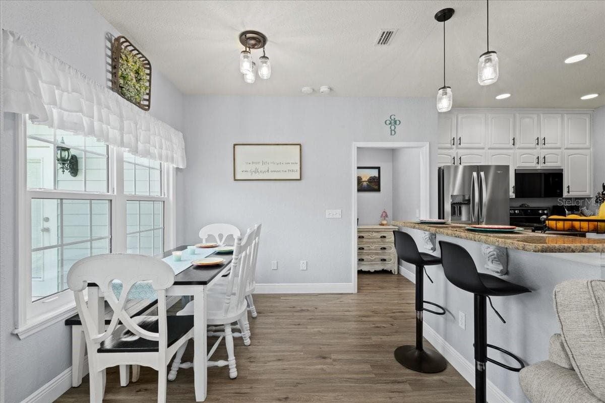 2600 48TH AVENUE — photo 19 of 100