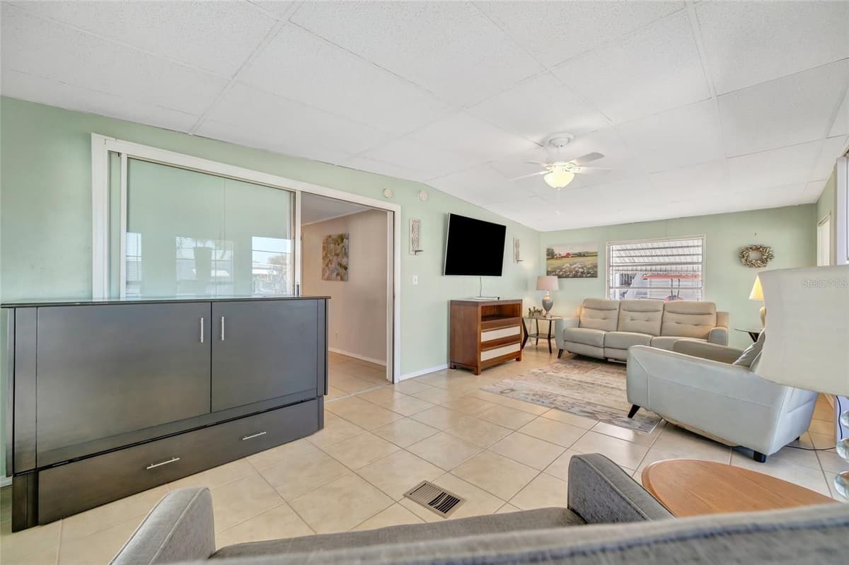 110 SAINT LUCIA LOOP — photo 23 of 39