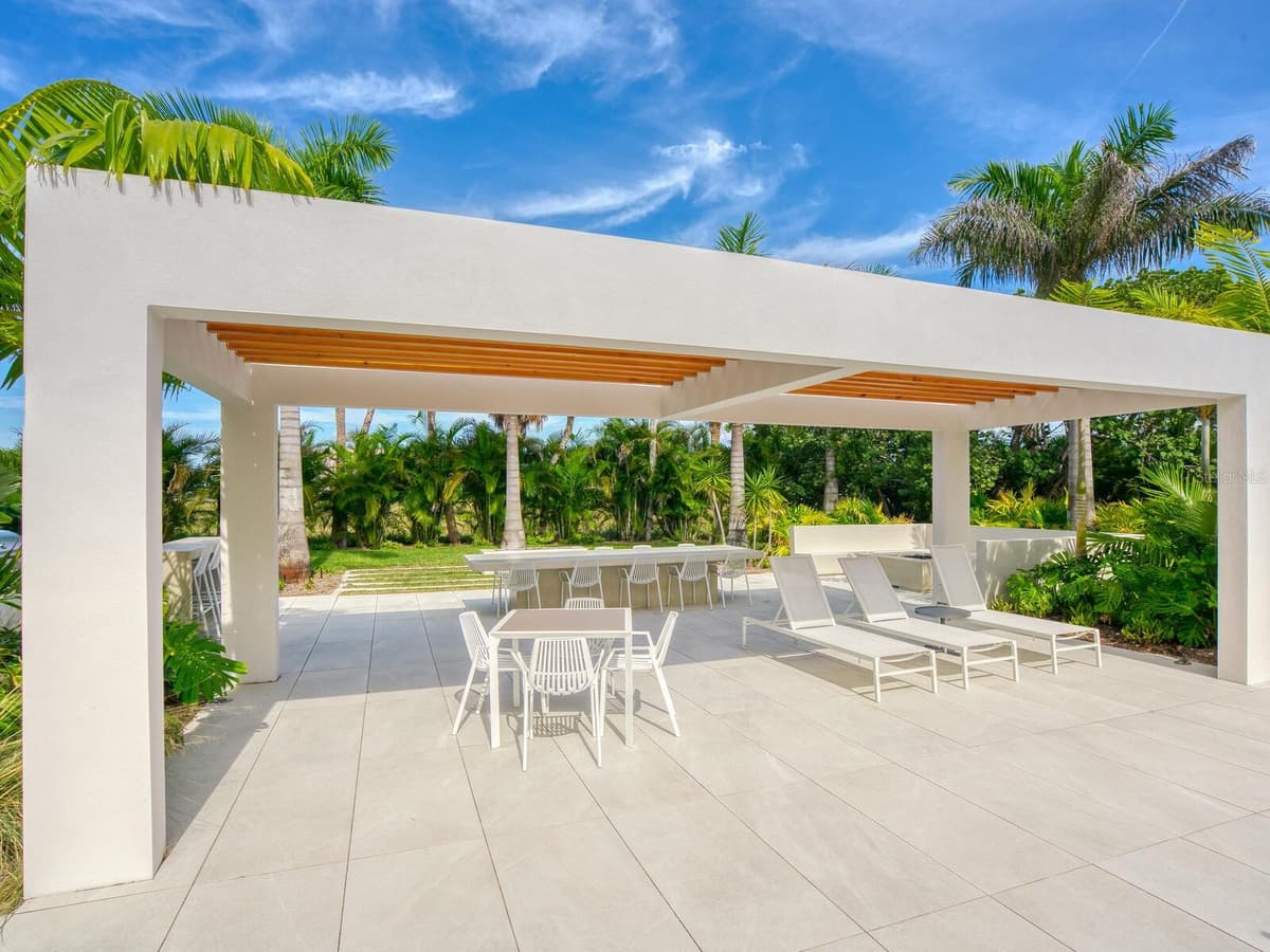 1511 GULF OF MEXICO DRIVE — photo 33 of 57