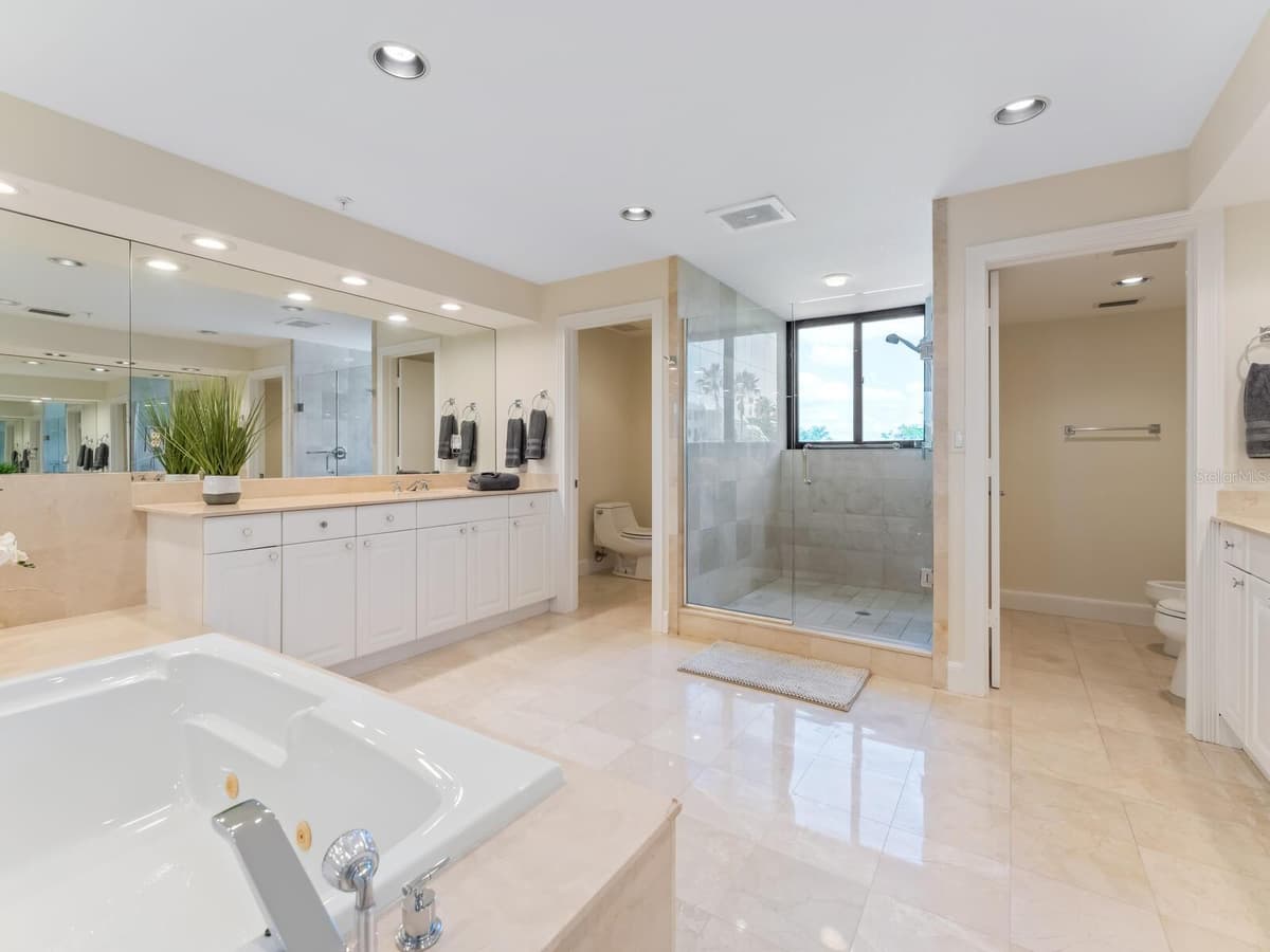 1511 GULF OF MEXICO DRIVE — photo 17 of 57