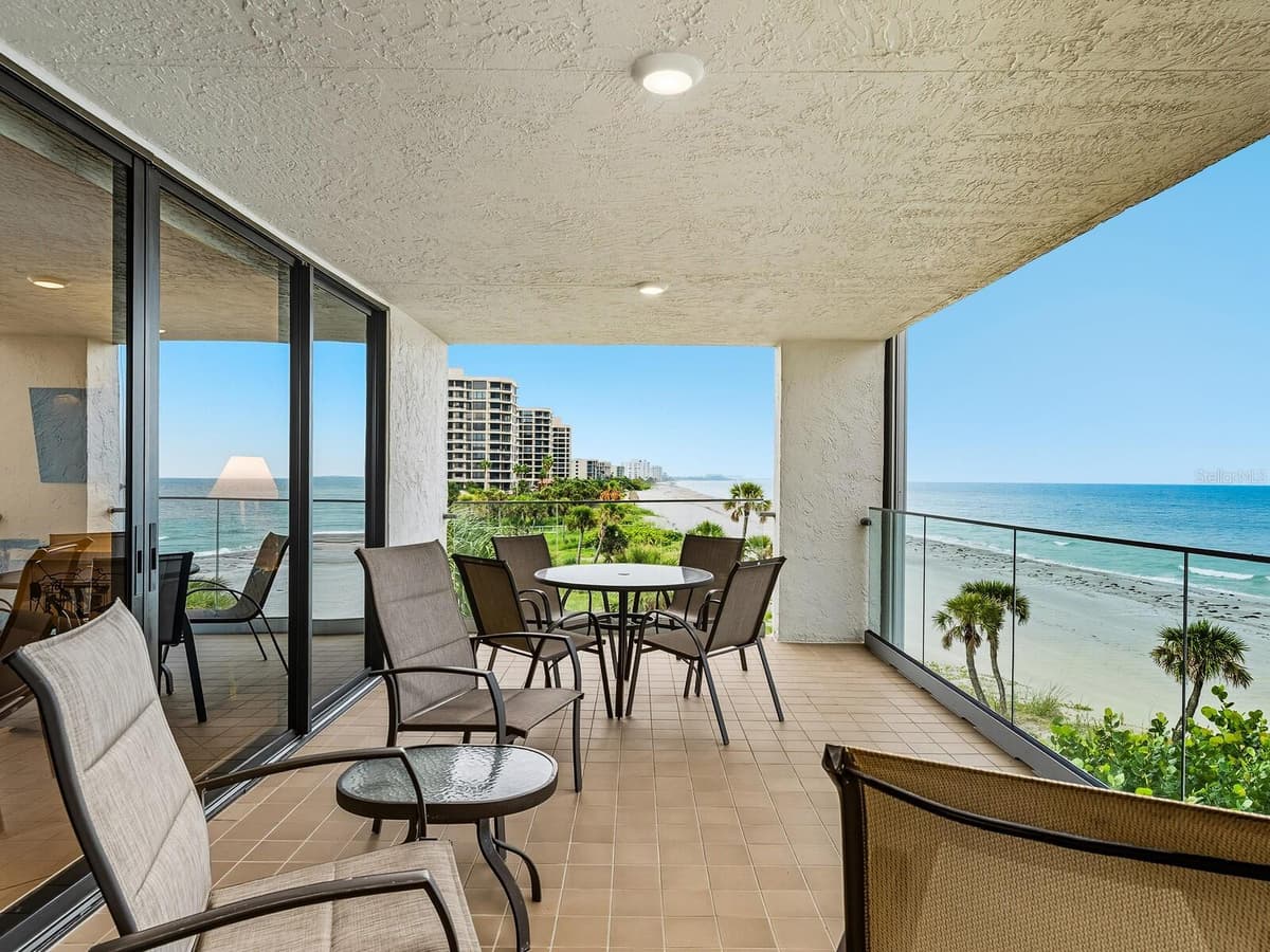 1511 GULF OF MEXICO DRIVE — photo 11 of 57