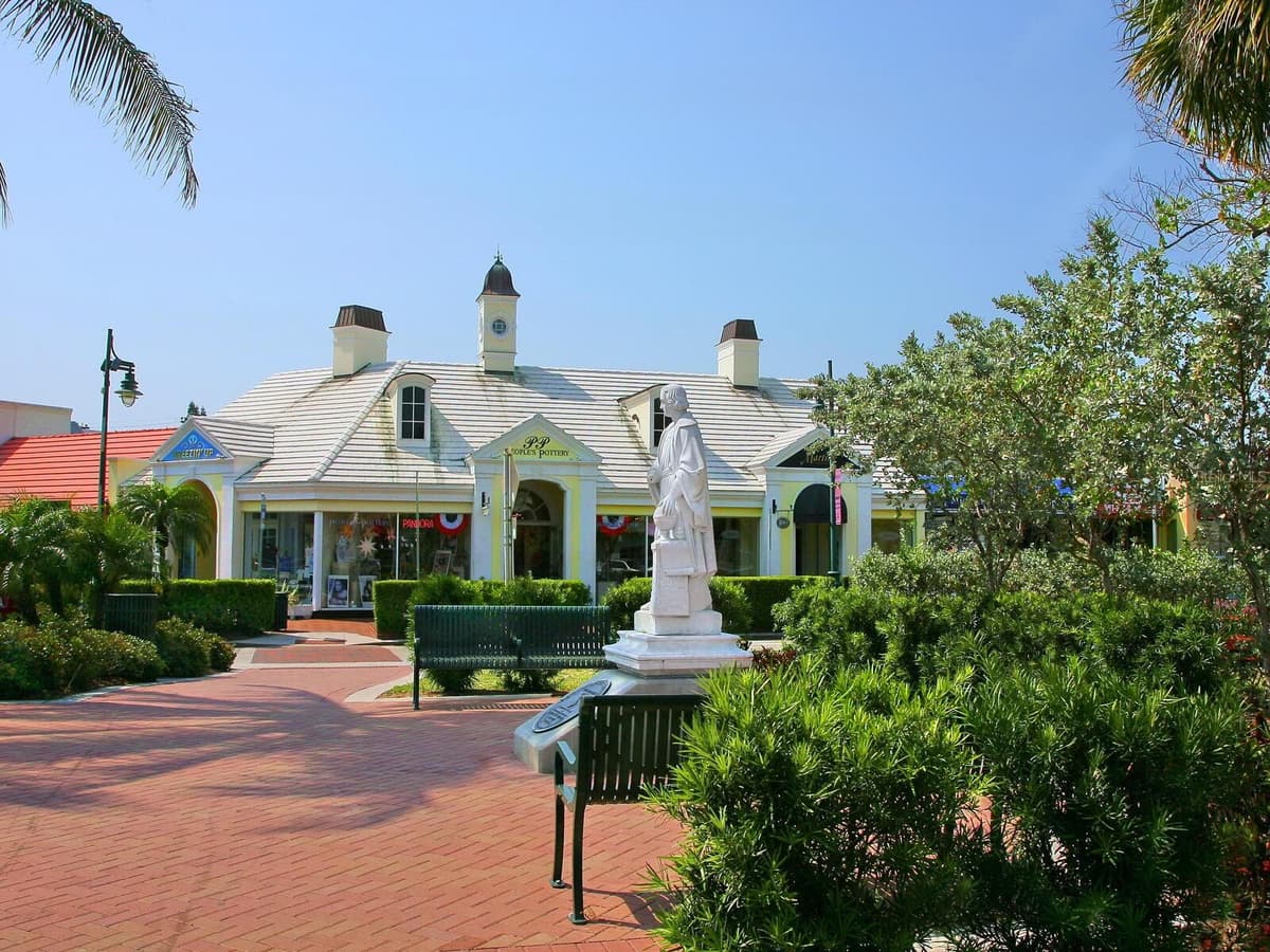 1511 GULF OF MEXICO DRIVE — photo 44 of 57
