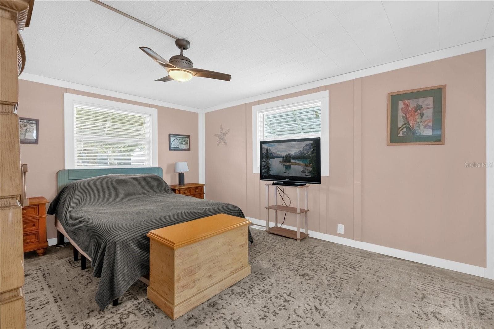 518 PALO VERDE DR — photo 12 of 37