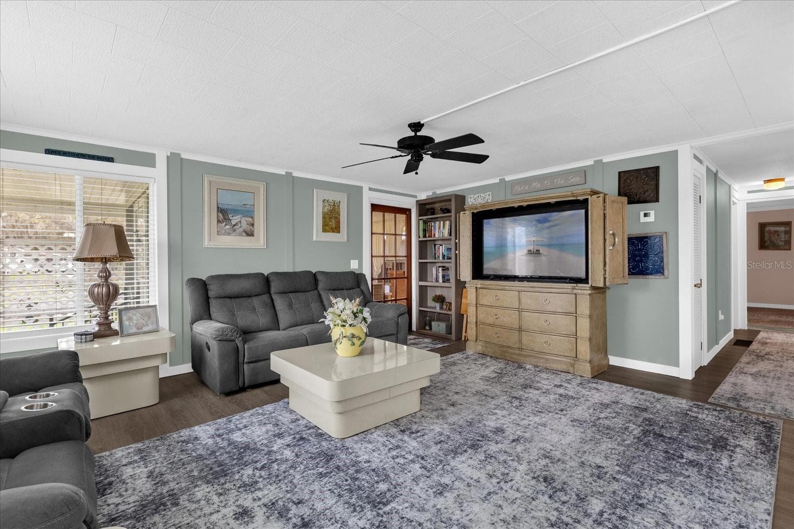 518 PALO VERDE DR — photo 4 of 37