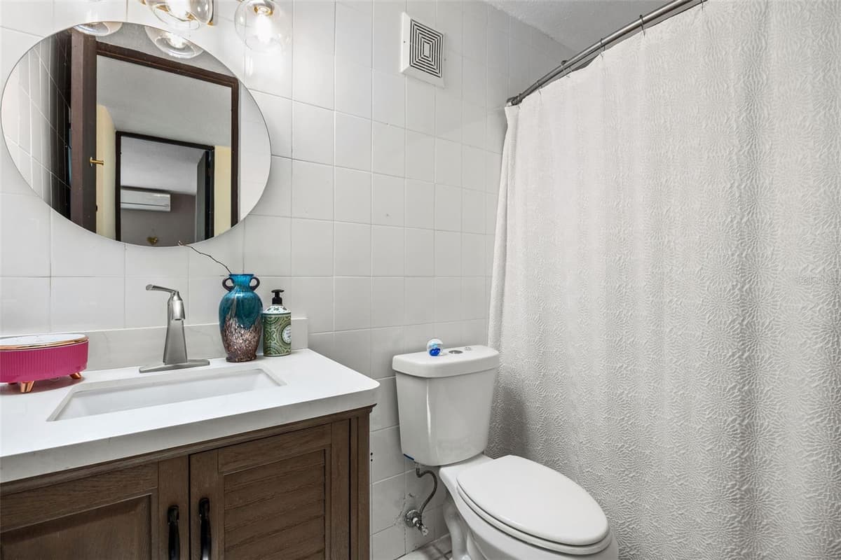 351 CAMINO DE LOS LIRIOS — photo 25 of 32